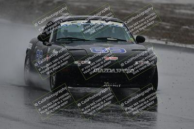 media/Nov-15-2025-CalClub SCCA (Sat) [[7bfa5a7151]]/Qualifying/Group 5/